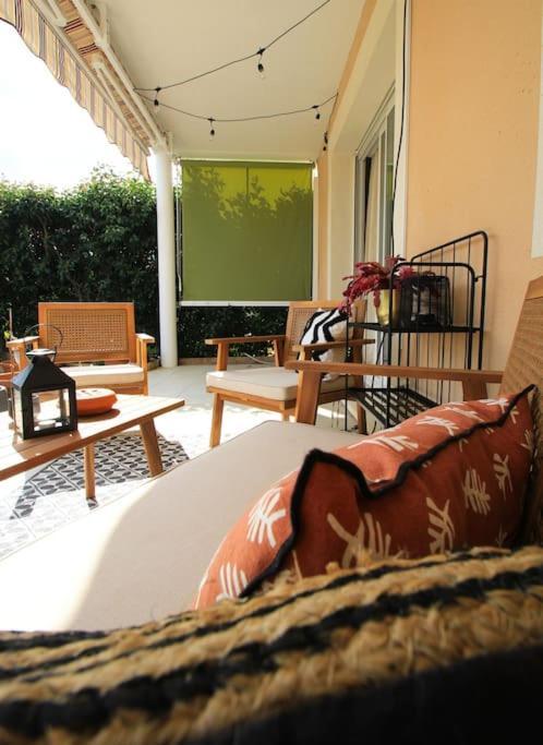 Cosy Appartement Entre Vignes Et Garrigue Avec Piscine Péret 外观 照片